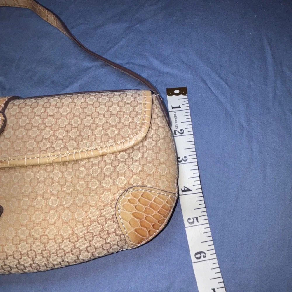 Vintage Y2K Nine West Baguette Shoulder Bag Tan Geo Canvas With Matching Wallet - Picture 2 of 8